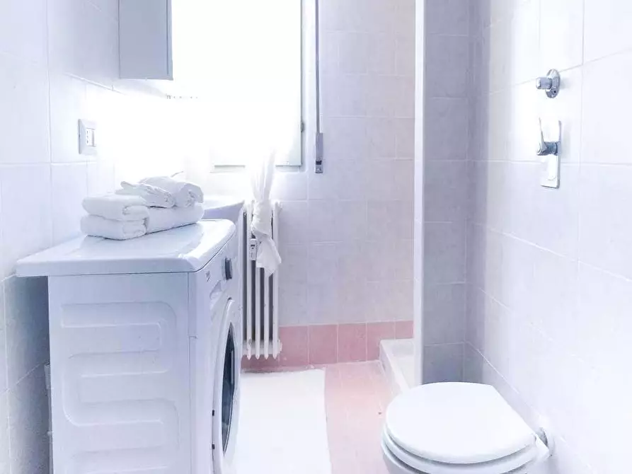 Immagine 13 di Camera in affitto  in Via Ariberto1 a Milano