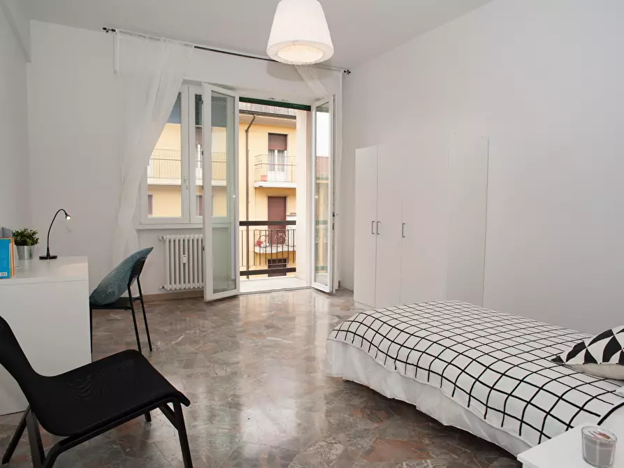 Immagine 2 di Camera in affitto  in Via Quintino Sella44 a Firenze