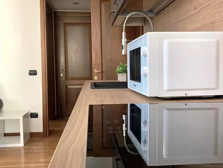 Immagine 17 di Appartamento in affitto  in Via San Giovanni alla Paglia15 a Milano