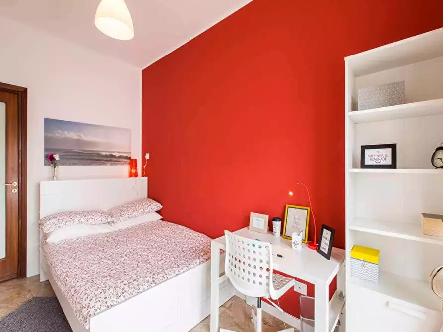 Immagine 6 di Camera in affitto  in Via Gianni Caproni1 a Milano