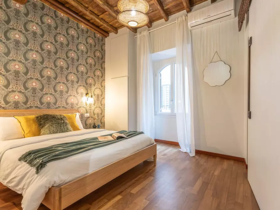 Immagine 2 di Appartamento in affitto  in Via della Madonna dei Monti15 a Roma