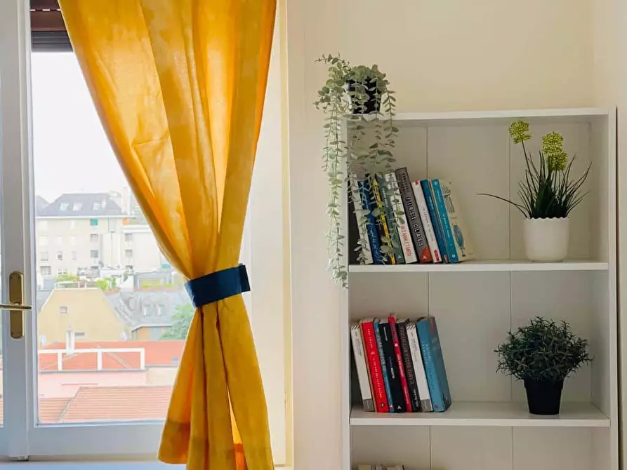 Immagine 3 di Camera in affitto  in Via Domenichino11 a Milano