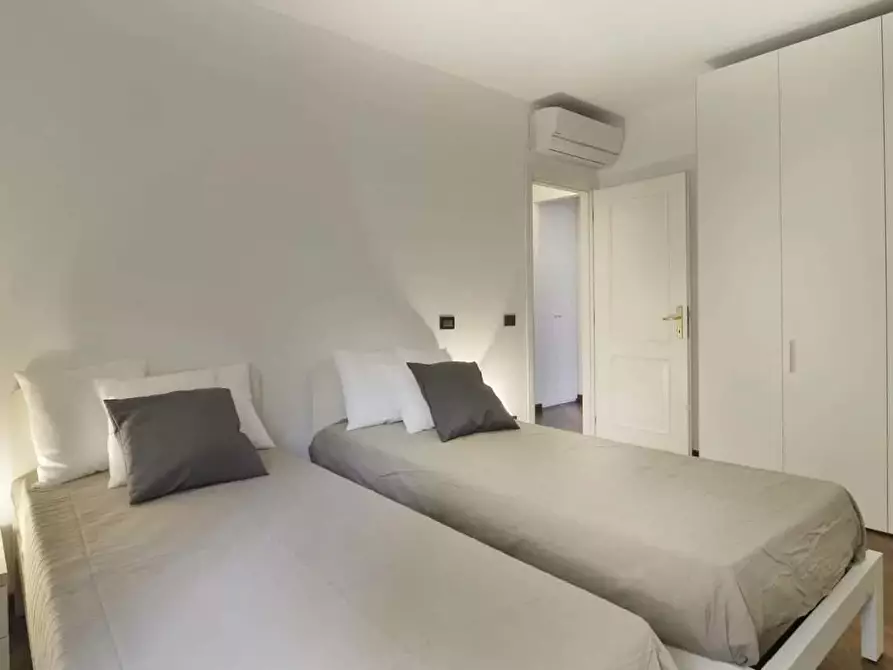 Immagine 21 di Appartamento in affitto  in Via delle Moline20 a Bologna