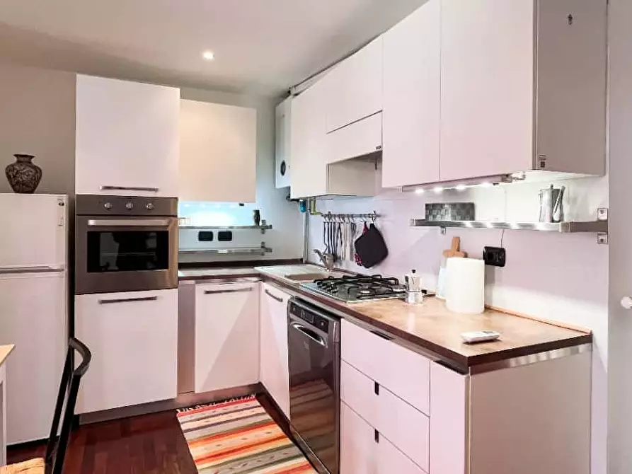 Immagine 3 di Appartamento in affitto  in Via Bovisasca70 a Milano