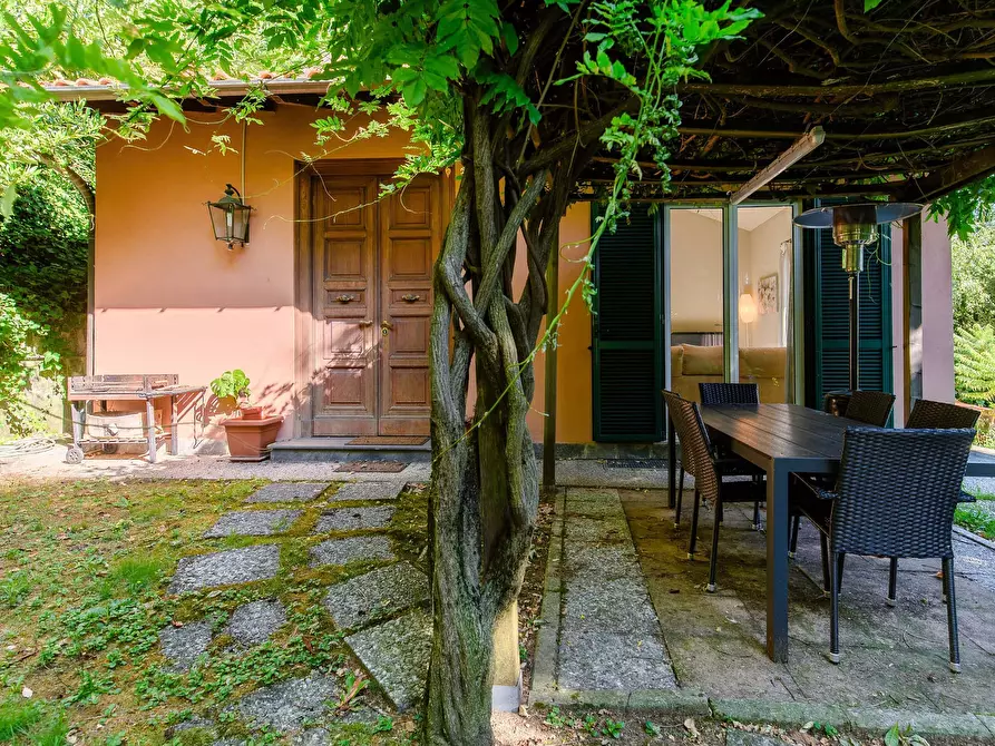 Immagine 51 di Appartamento in affitto  in Via Belvedere10 a Bizzarone