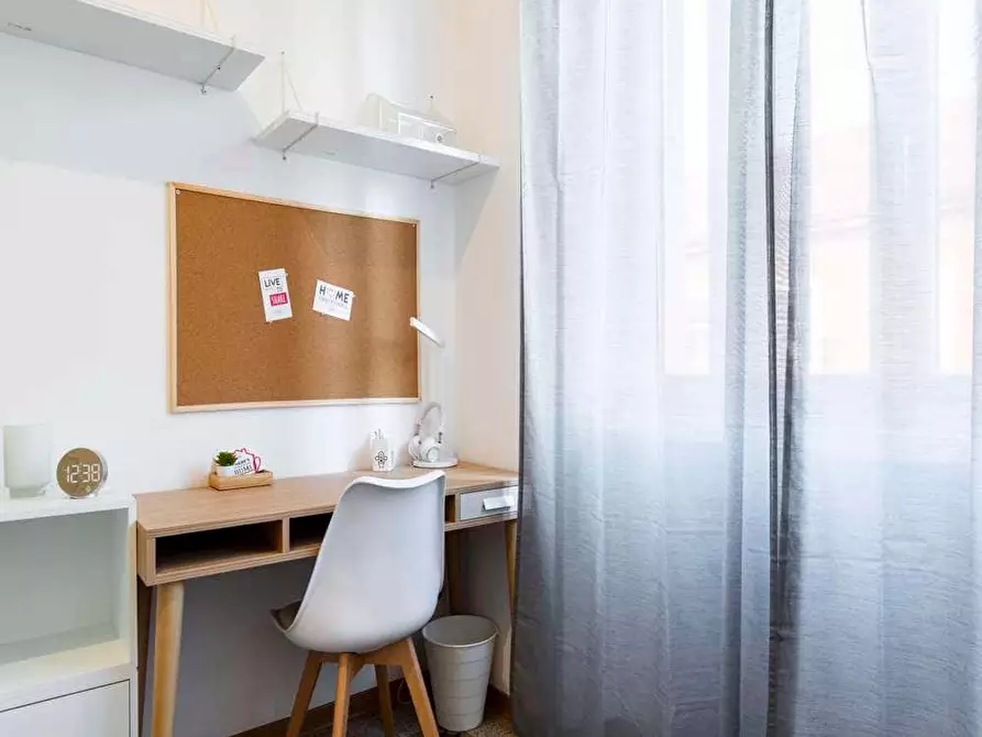 Immagine 6 di Camera in affitto  in Via Carmagnola13 a Milano