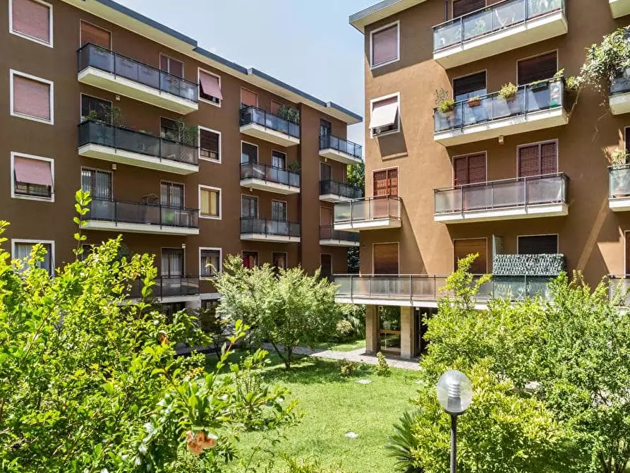 Immagine 12 di Camera in affitto  in Viale Renato Serra16 a Milano