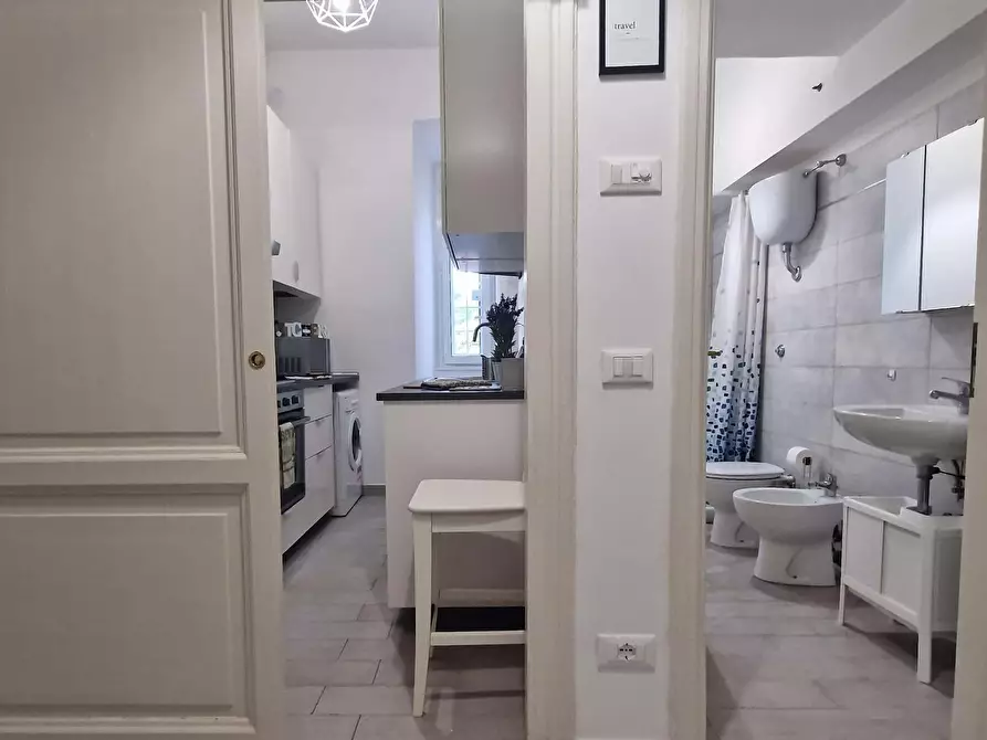 Immagine 17 di Camera in affitto  in Via Ostiense343 a Roma