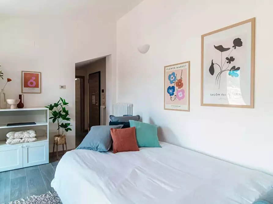 Immagine 33 di Appartamento in affitto  in Via Bonanomi14 a Como