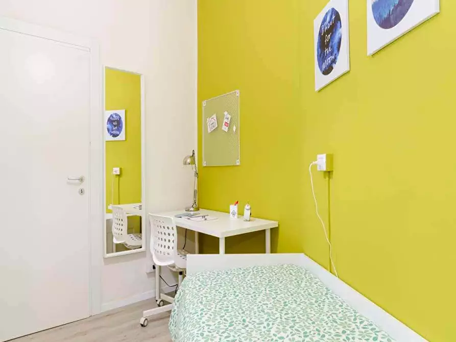 Immagine 1 di Camera in affitto  in Largo Cavalieri di Malta8 a Milano