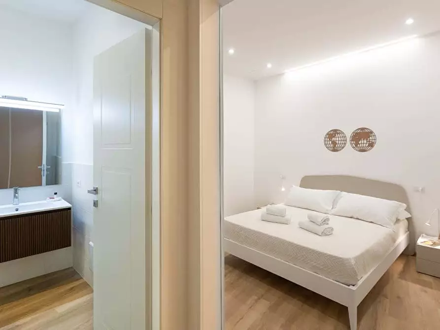 Immagine 28 di Appartamento in affitto  in Via Angelo Poliziano61 a Roma
