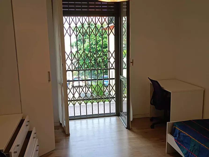 Immagine 8 di Appartamento in affitto  in Via Palmanova213 a Milano