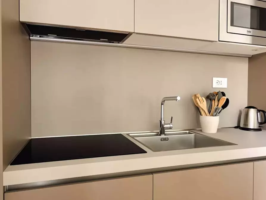 Immagine 9 di Appartamento in affitto  in Corso di Porta Nuova52a a Milano