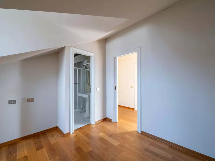 Immagine 69 di Appartamento in affitto  in Corso Vercelli1 a Milano