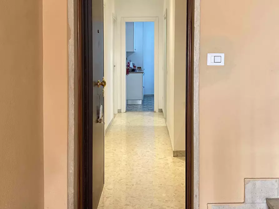 Immagine 14 di Camera in affitto  in Via Calpurnio Fiamma148 a Roma