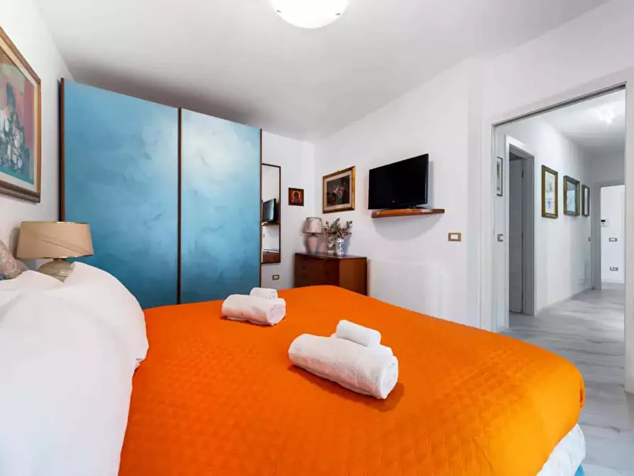 Immagine 21 di Appartamento in affitto  in Via Donato Creti24 a Bologna