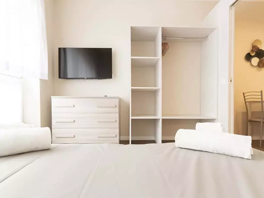 Immagine 15 di Appartamento in affitto  in Via Santa Maria Valle1 a Milano