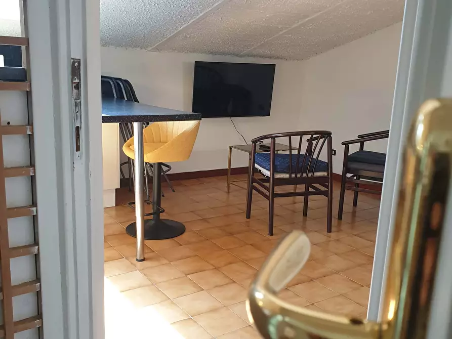 Immagine 24 di Appartamento in affitto  in Via Volturno40 a Roma