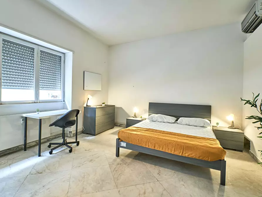 Immagine 10 di Camera in affitto  in Via Attilio Friggeri35 a Roma