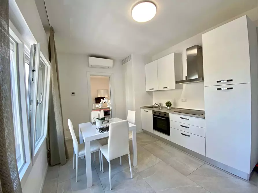 Immagine 2 di Appartamento in affitto  in Via Stendhal18 a Bologna