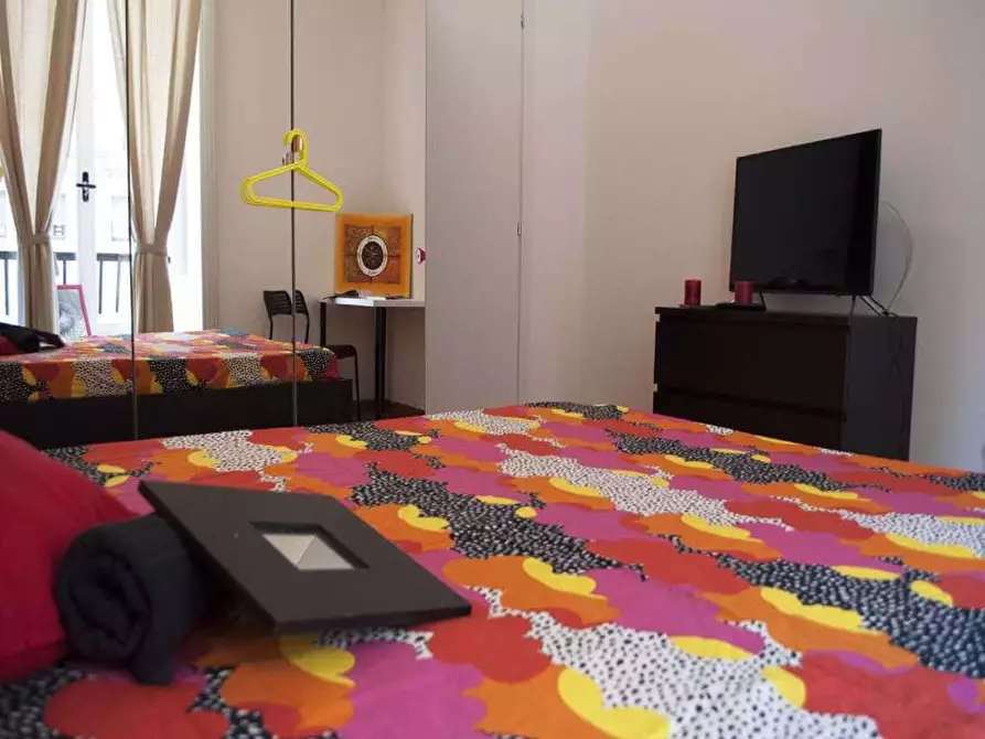 Immagine 42 di Camera in affitto  in Viale Tunisia13 a Milano