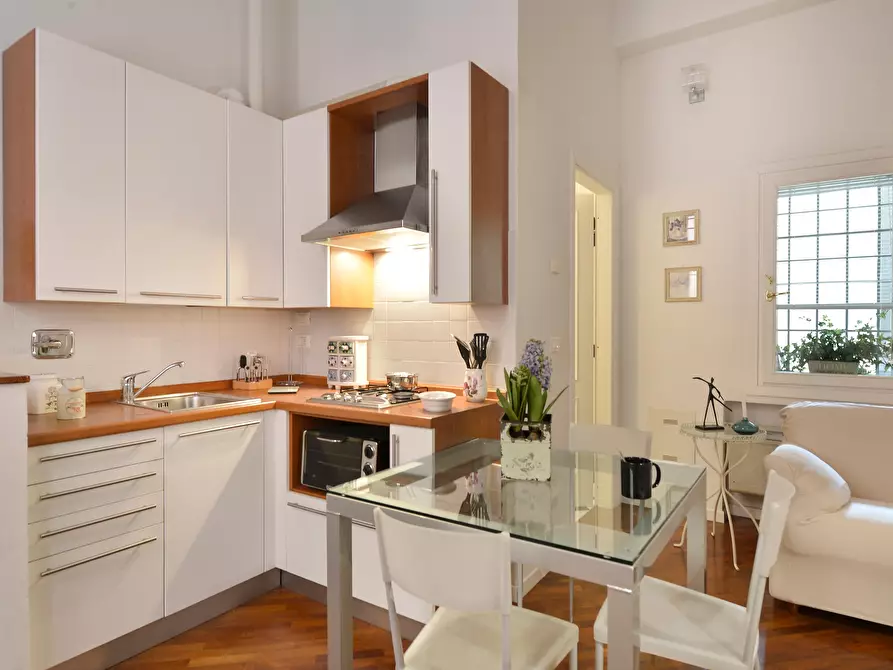 Immagine 7 di Appartamento in affitto  in Via Miramonte1 a Bologna