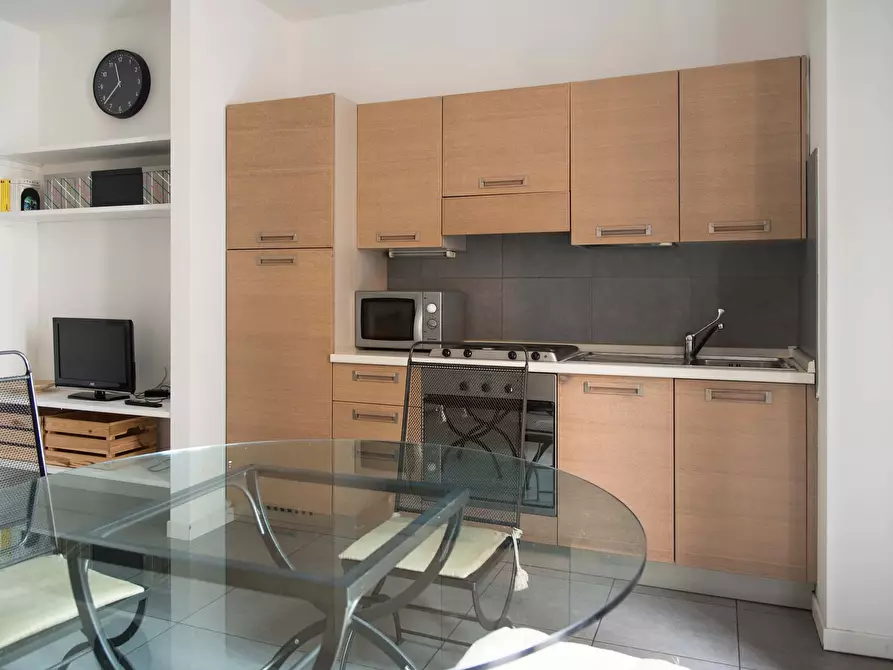 Immagine 21 di Appartamento in affitto  in Via Vigevano a Milano