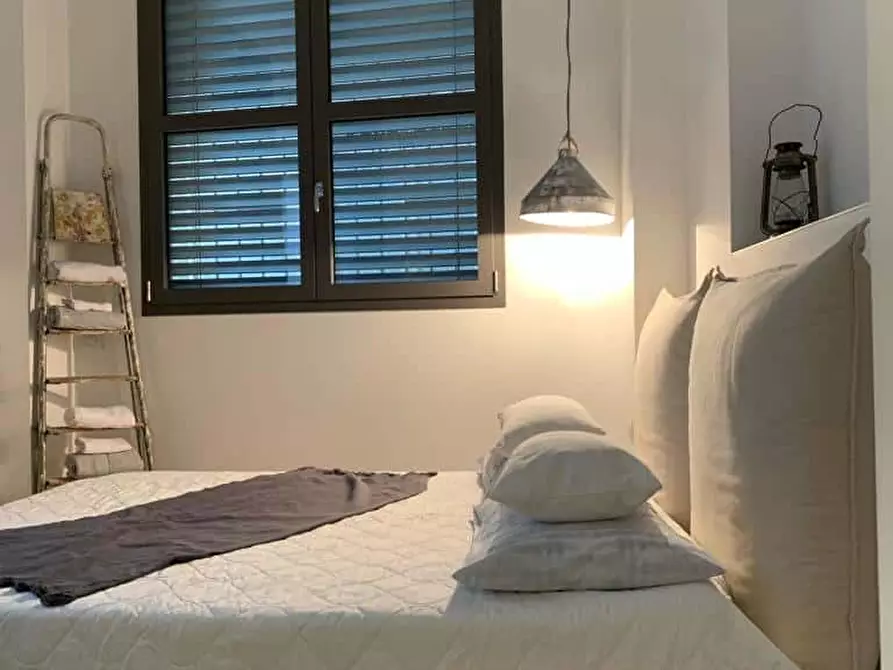 Immagine 17 di Appartamento in affitto  in Via Santo Garovaglio19 a Como