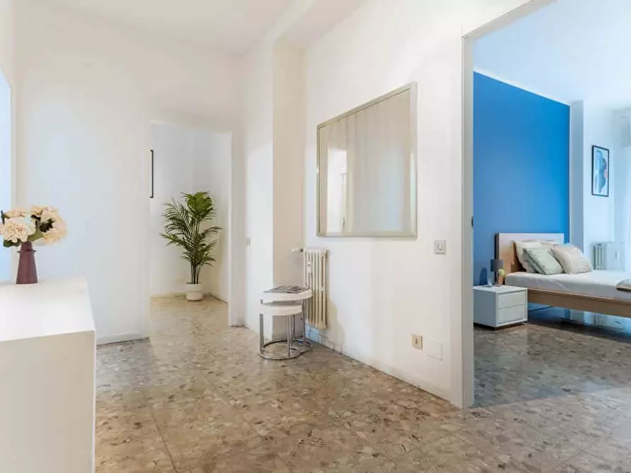 Immagine 7 di Camera in affitto  in Viale Teodorico19 a Milano