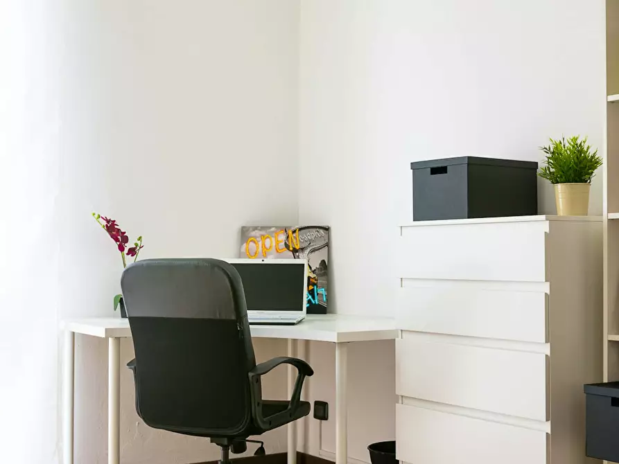 Immagine 3 di Camera in affitto  in Piazza Tancredi Galimberti a Torino