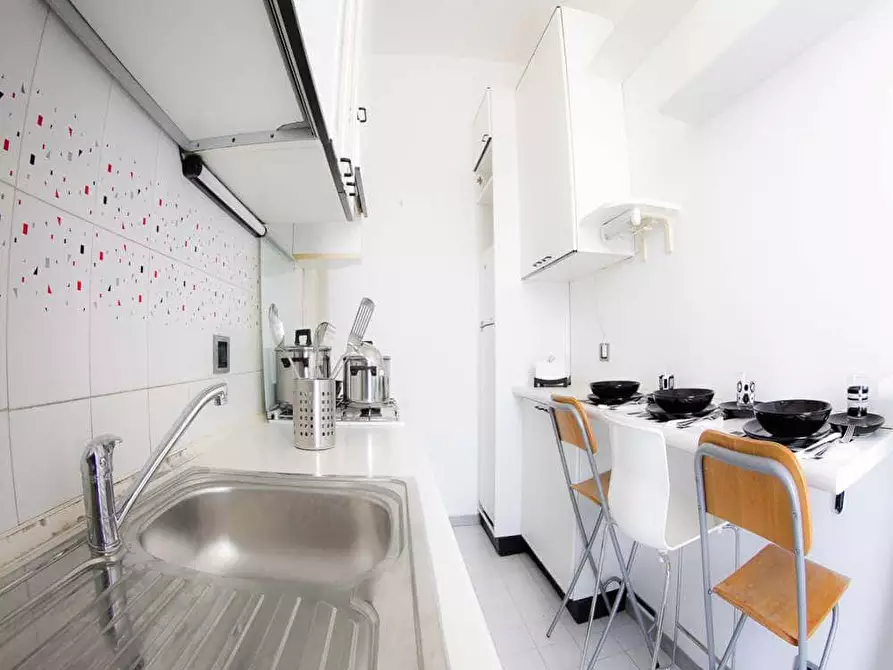 Immagine 5 di Camera in affitto  in Via Pergine3 a Milano