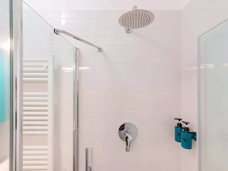 Immagine 14 di Appartamento in affitto  in Via Mascarella86 a Bologna