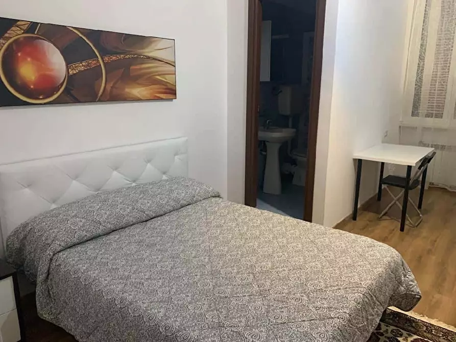 Immagine 1 di Camera in affitto  in Via Bixio41 a Roma