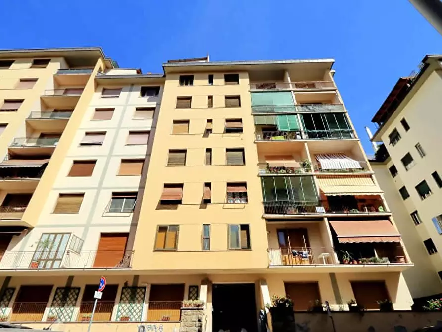 Immagine 27 di Camera in affitto  in Via Vincenzo Bellini56 a Firenze