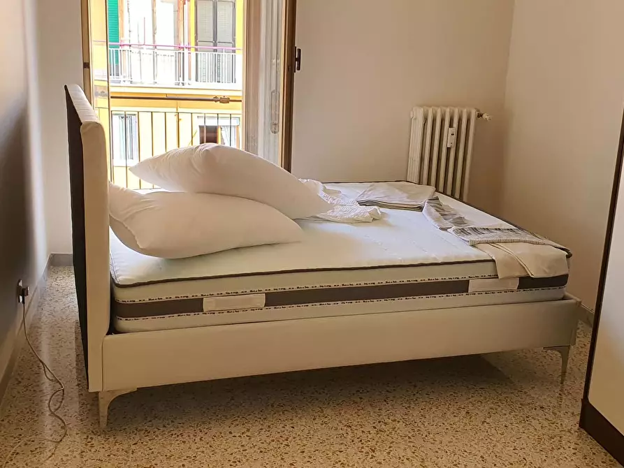 Immagine 3 di Appartamento in affitto  in Via Trionfi Alberto5 a Roma