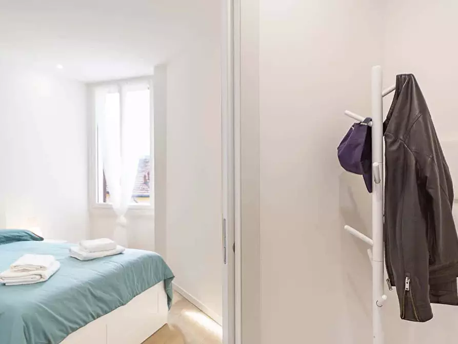 Immagine 19 di Appartamento in affitto  in Viale Nazario Sauro5 a Milano