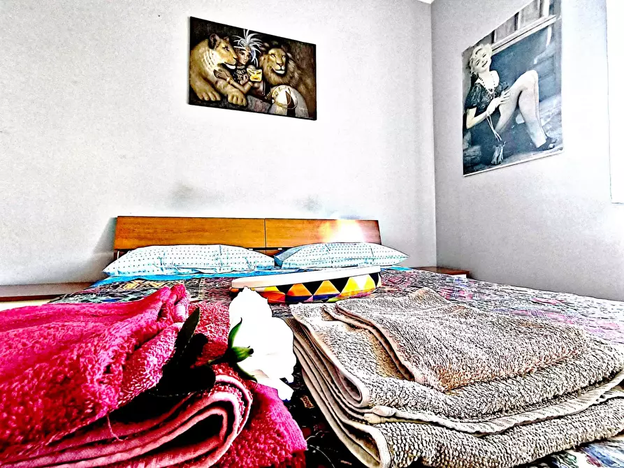 Immagine 68 di Camera in affitto  in Largo Tel Aviv5 a Milano
