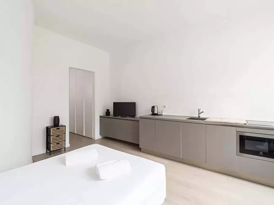 Immagine 9 di Appartamento in affitto  in Via Vincenzo Monti86 a Milano