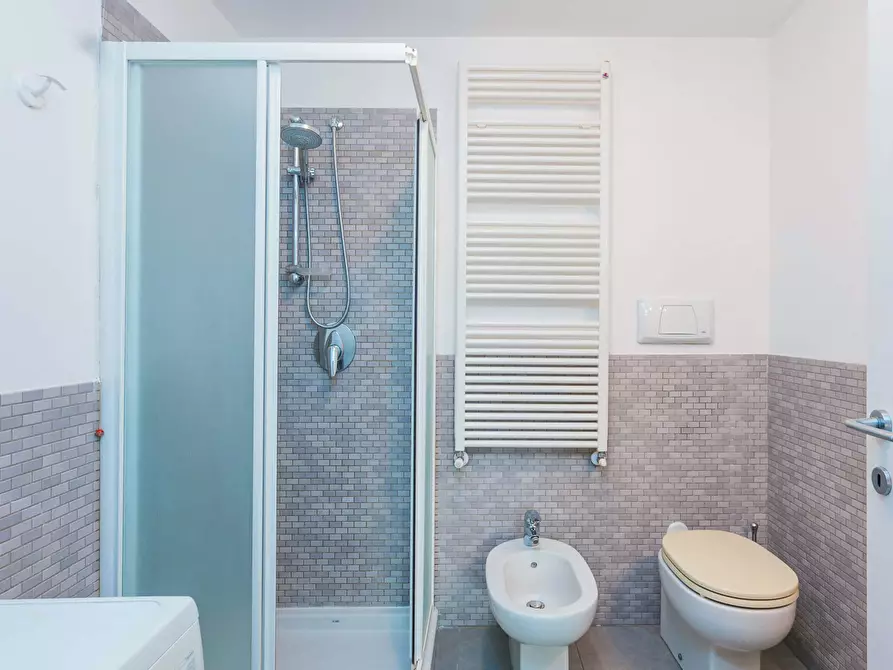 Immagine 29 di Appartamento in affitto  in Via Vigevano a Milano