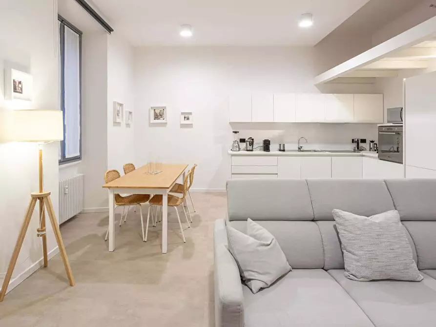 Immagine 1 di Appartamento in affitto  in Via Olona7 a Milano
