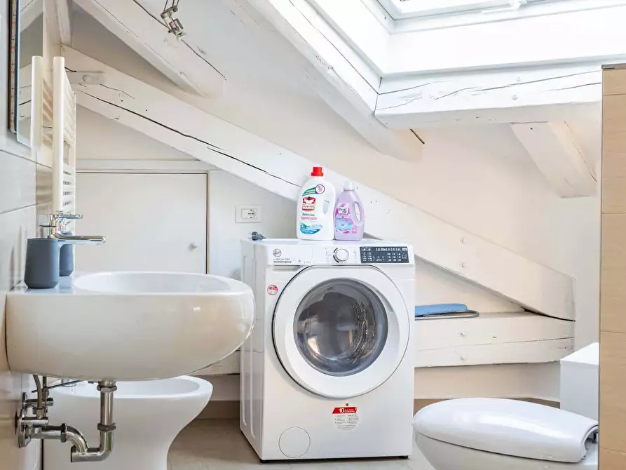 Immagine 18 di Appartamento in affitto  in Via Sant'Anastasio6 a Trieste