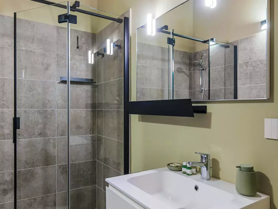 Immagine 46 di Appartamento in affitto  in Via Bonaventura Zumbini a Milano