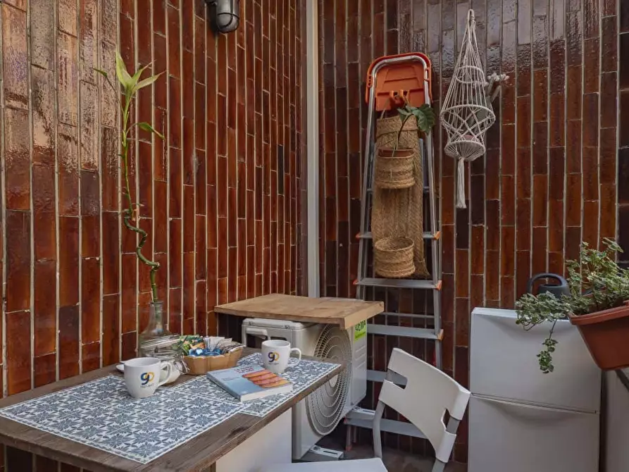 Immagine 27 di Appartamento in affitto  in Via Melzo13 a Milano