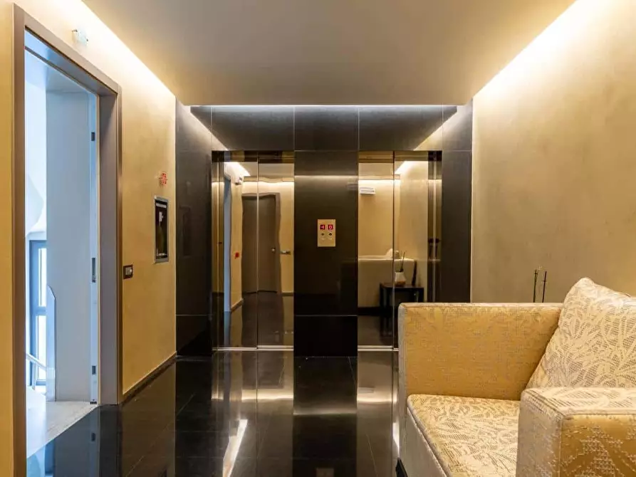Immagine 6 di Appartamento in affitto  in Via San Pietro All'Orto6 a Milano