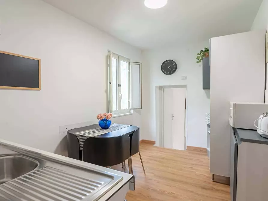 Immagine 6 di Appartamento in affitto  in Via del Serbatoio10 a Napoli