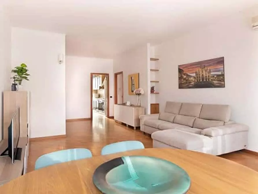 Immagine 1 di Appartamento in affitto  in Via Ruggero di Lauria12 a Milano