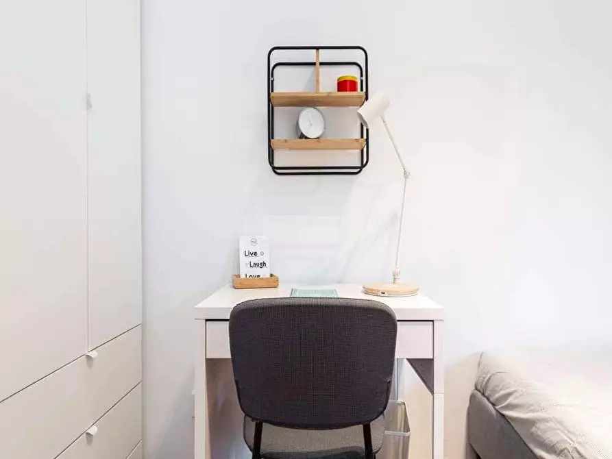 Immagine 6 di Camera in affitto  in Via Dalmazia6 a Milano