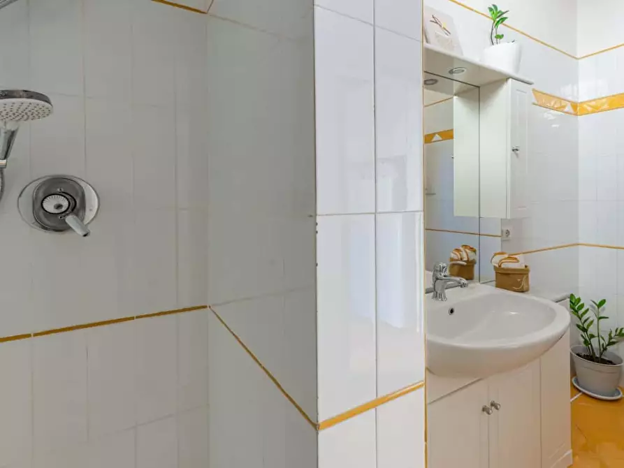 Immagine 19 di Appartamento in affitto  in Via dell'Erta Canina9 a Firenze