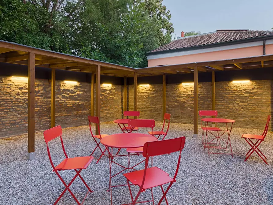 Immagine 16 di Camera in affitto  in Via Armari11 a Ferrara