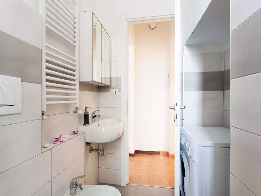 Immagine 16 di Camera in affitto  in Via Vigevano20 a Milano